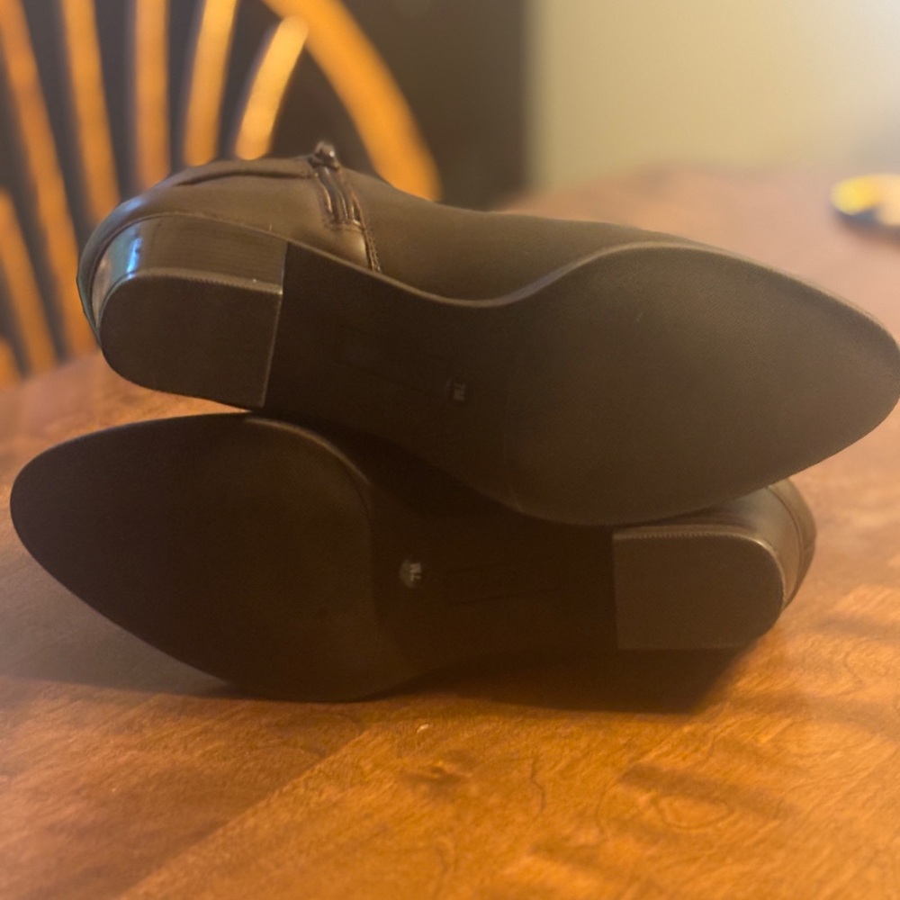 Alfani ankle boots like new - Picture 6 of 7